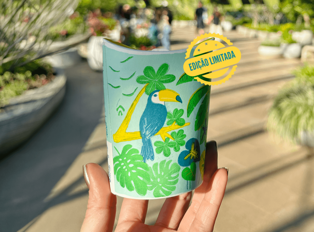 Copo edição limitada Brasil com arte inspirada na natureza e impacto social